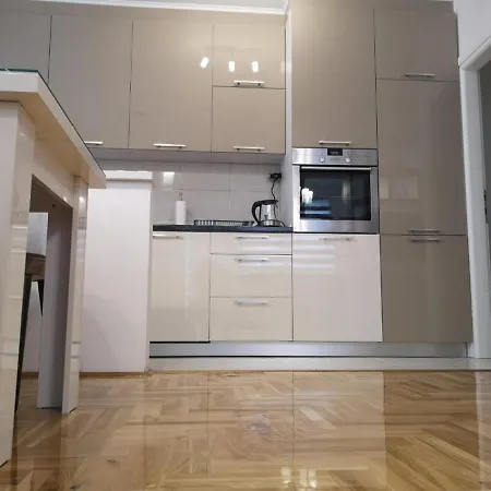 Lejlighed Gaga 1 Lukavica